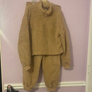 Fashion Nova Tan Cozy Sherpa Set